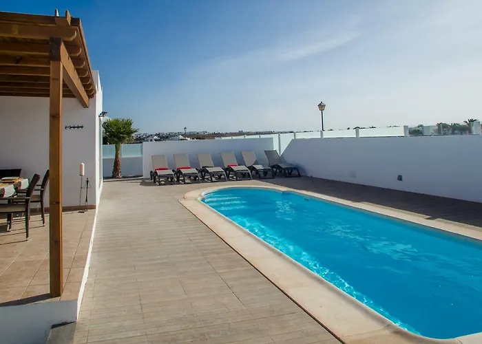 White House - Marina Rubicon - Playa Blanca
