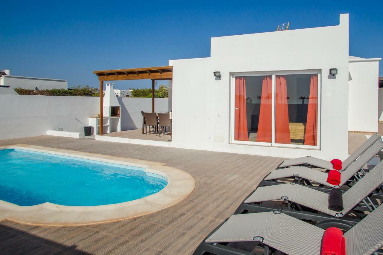 White House - Marina Rubicon - Playa Blanca *